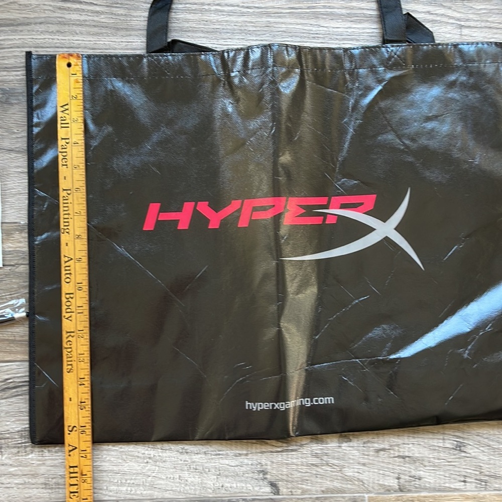 Hyper X Gaming Reusable Bag. Pen, Pop Socket - image 4